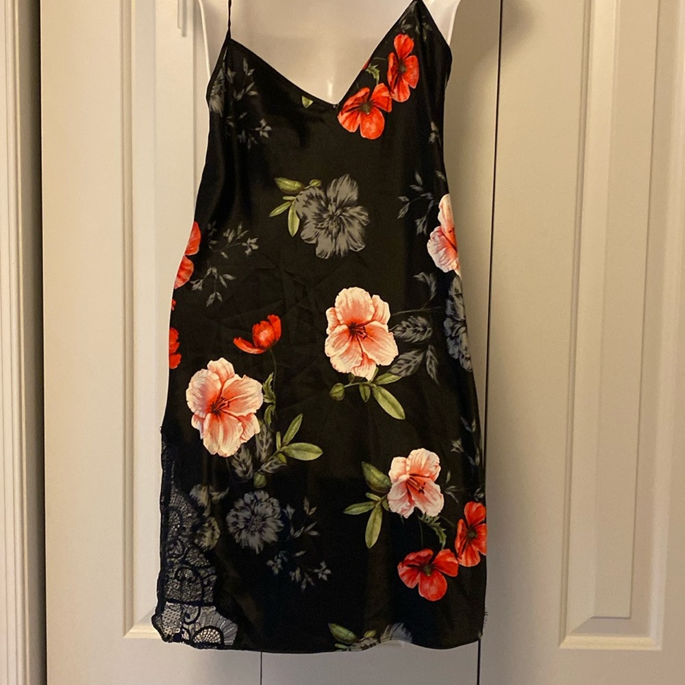 INC international concepts, size medium silk, like nighty